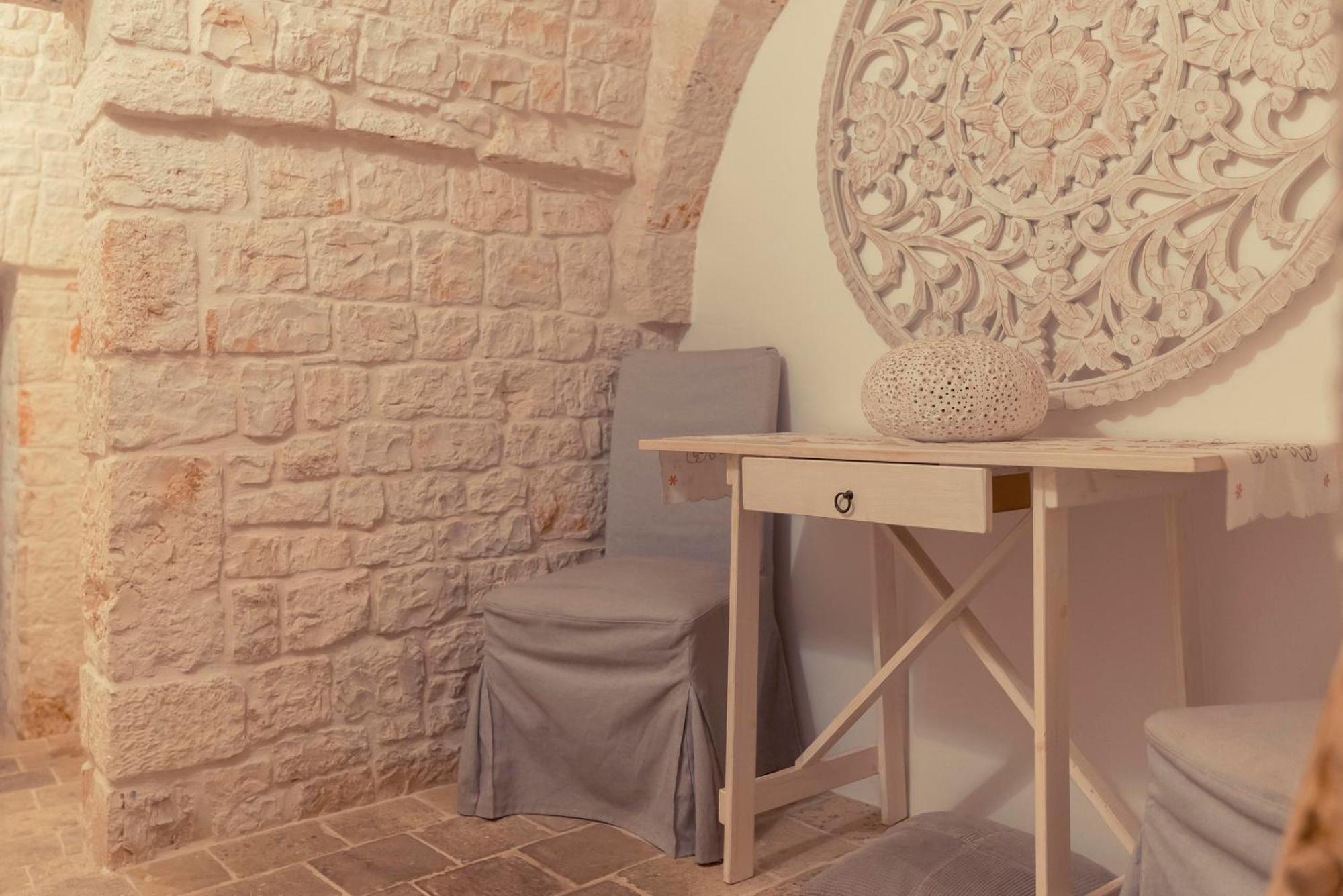 Trulli Antichi Mestieri - Widespread Trulli In The Historic Center Bed & Breakfast Alberobello Exterior photo