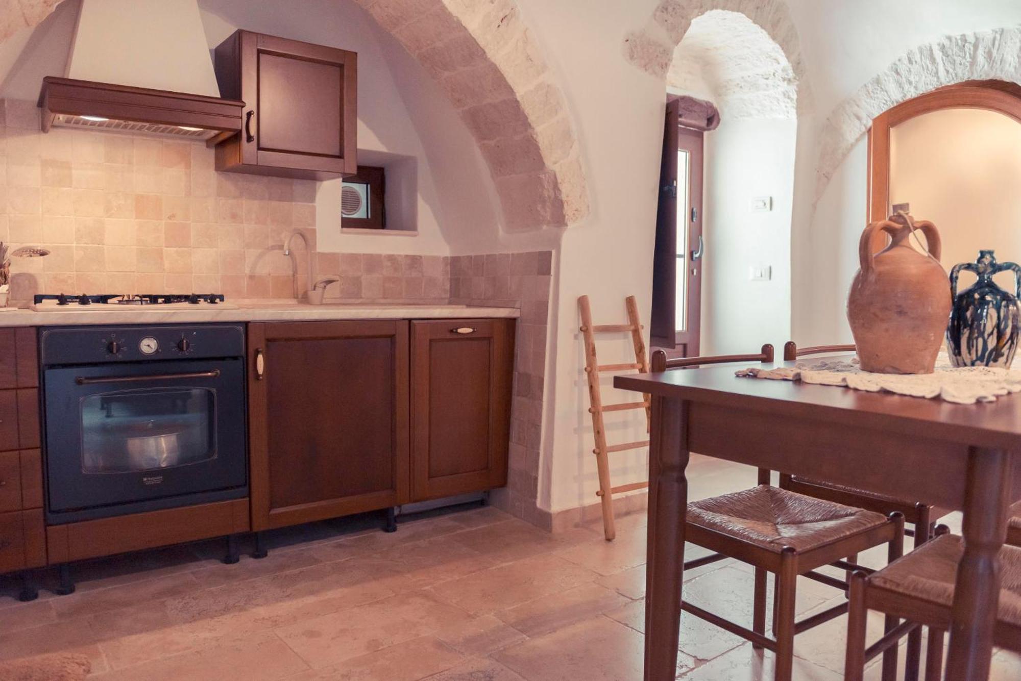 Trulli Antichi Mestieri - Widespread Trulli In The Historic Center Bed & Breakfast Alberobello Exterior photo